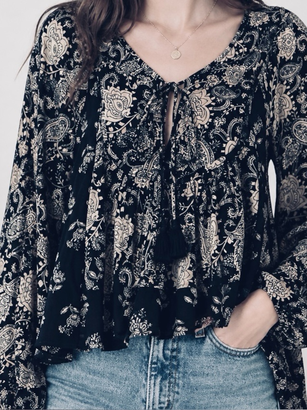 Muse black and tan paisley print bohemian peasant blouse small